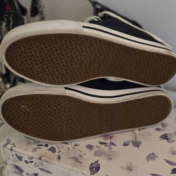 Coach x Converse Bonney Black Sz 9.5 B EUC - Picture 13 of 13